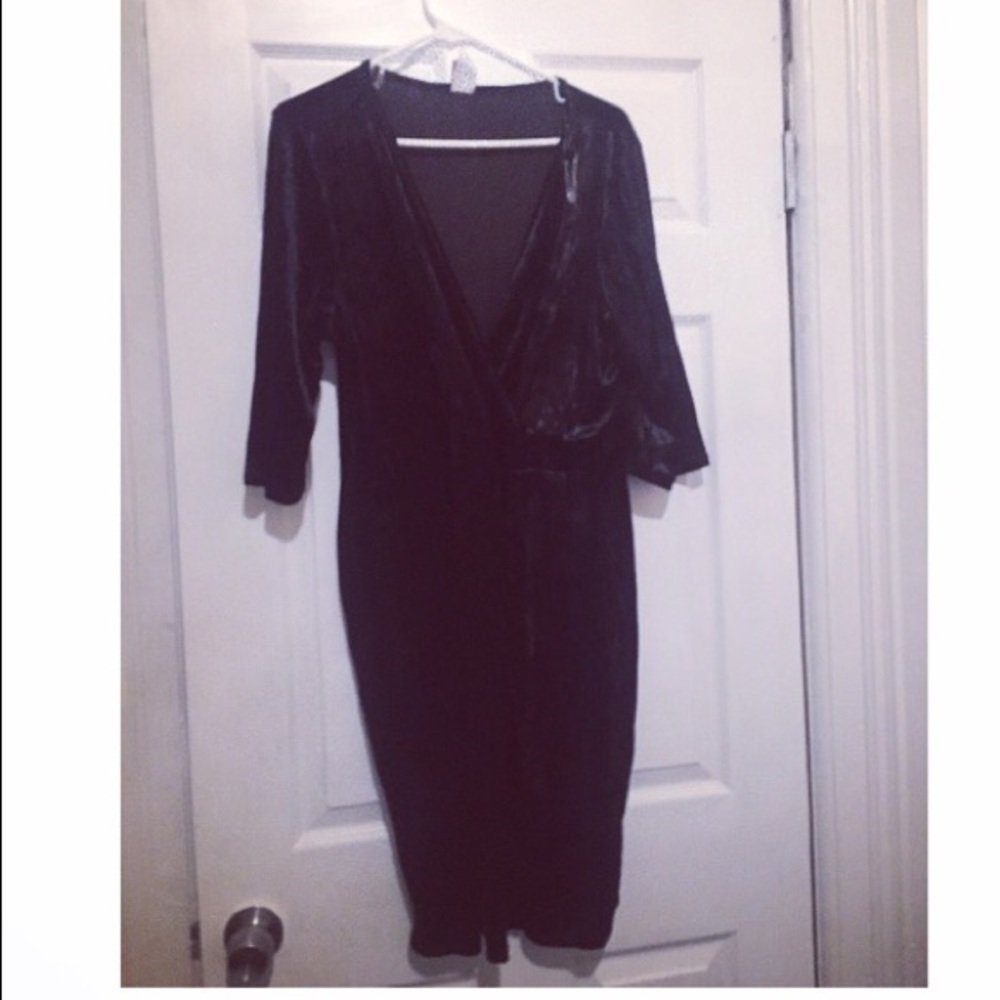 Black velvet dress